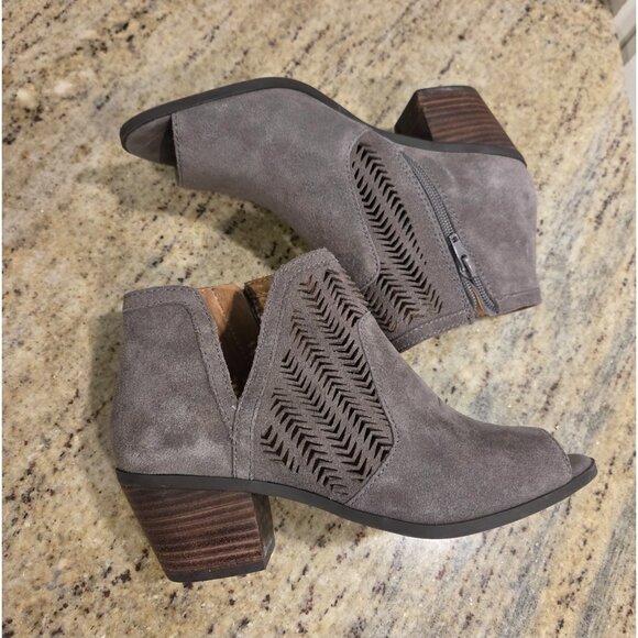 Lucky Brand LK-Bahrie Oiled Suede Titanium Bootie Women's Size 7W Gray - Picture 8 of 13